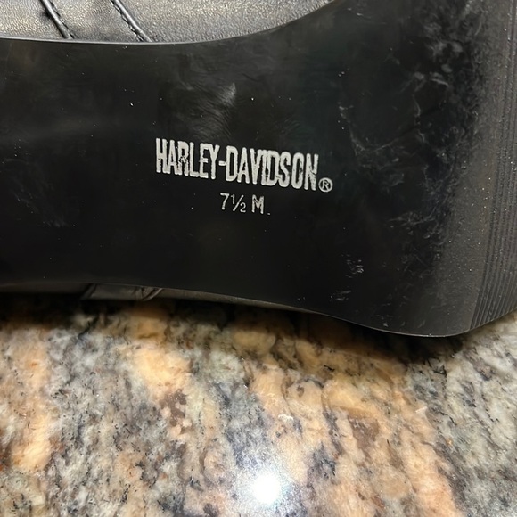 Vintage Harley-davidson Leather Buckle black slip on heels with back strap 7.5 - Picture 11 of 12